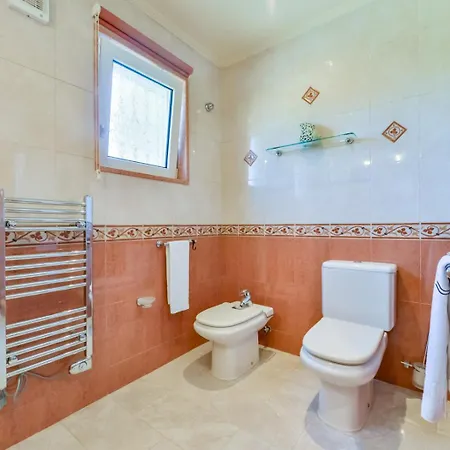 Guzman - Cascada Villa *