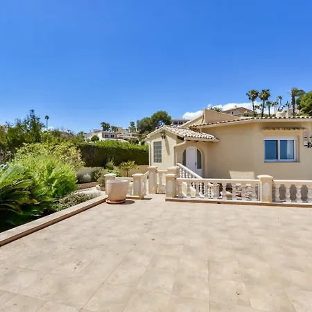 Villa Guzman - Cascada