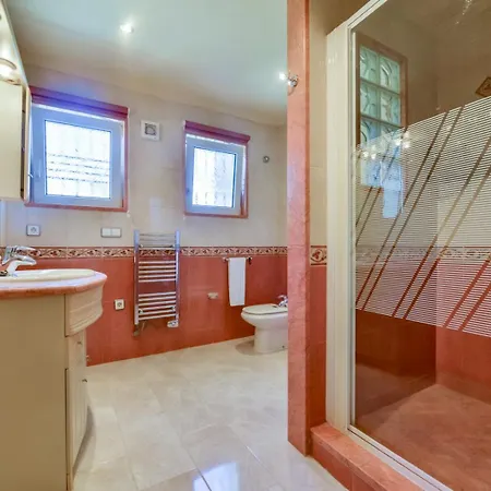 Villa Guzman - Cascada *